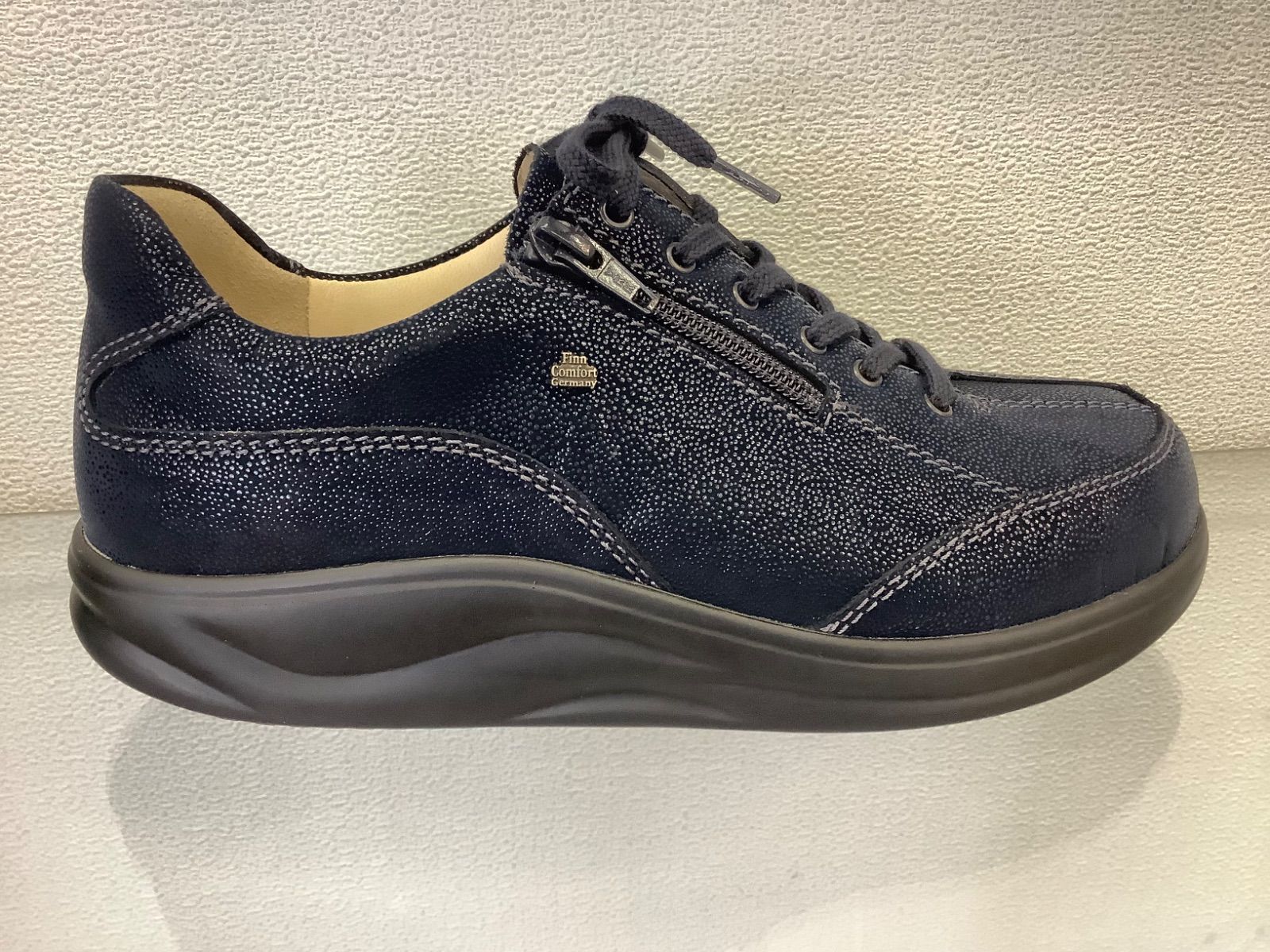 Finn Comfort フィンコンフォート レディース 女性用 シューズ 靴 サンダル Gomera-S - Marine Isotta