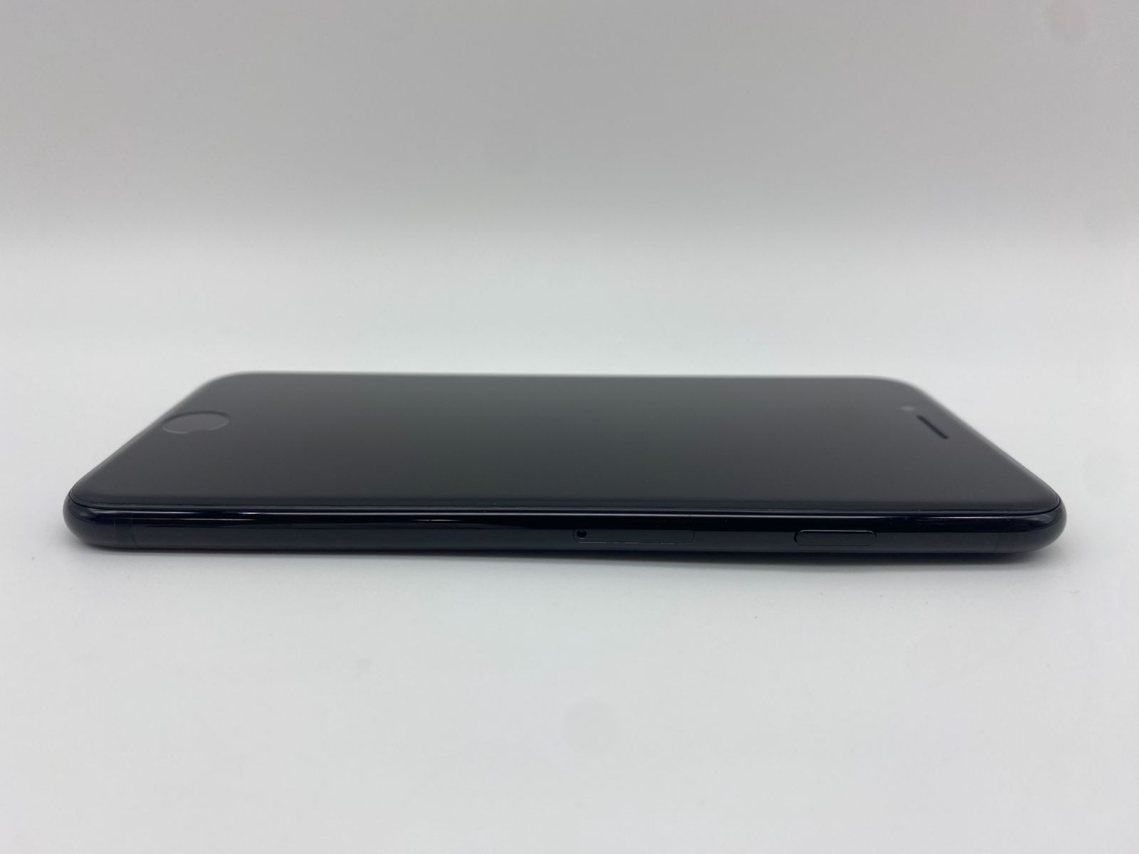 265 iPhone7 128GBジェットブラック/シムフリー/バッテリー94% iPhone7 128GB ジェットブラック/シムフリー/バッテリー94%/新品