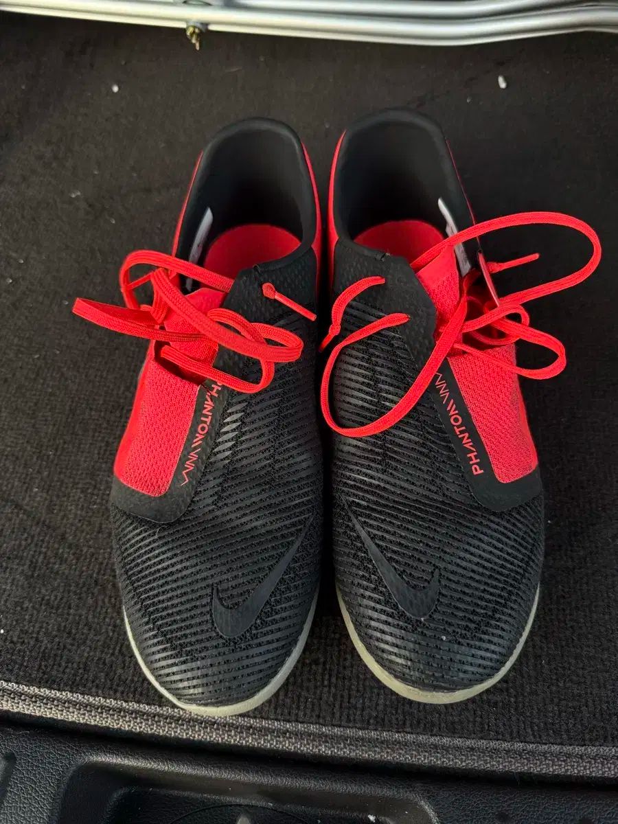 NIKE ナイキ ファントム ヴェノム プロ tf 265