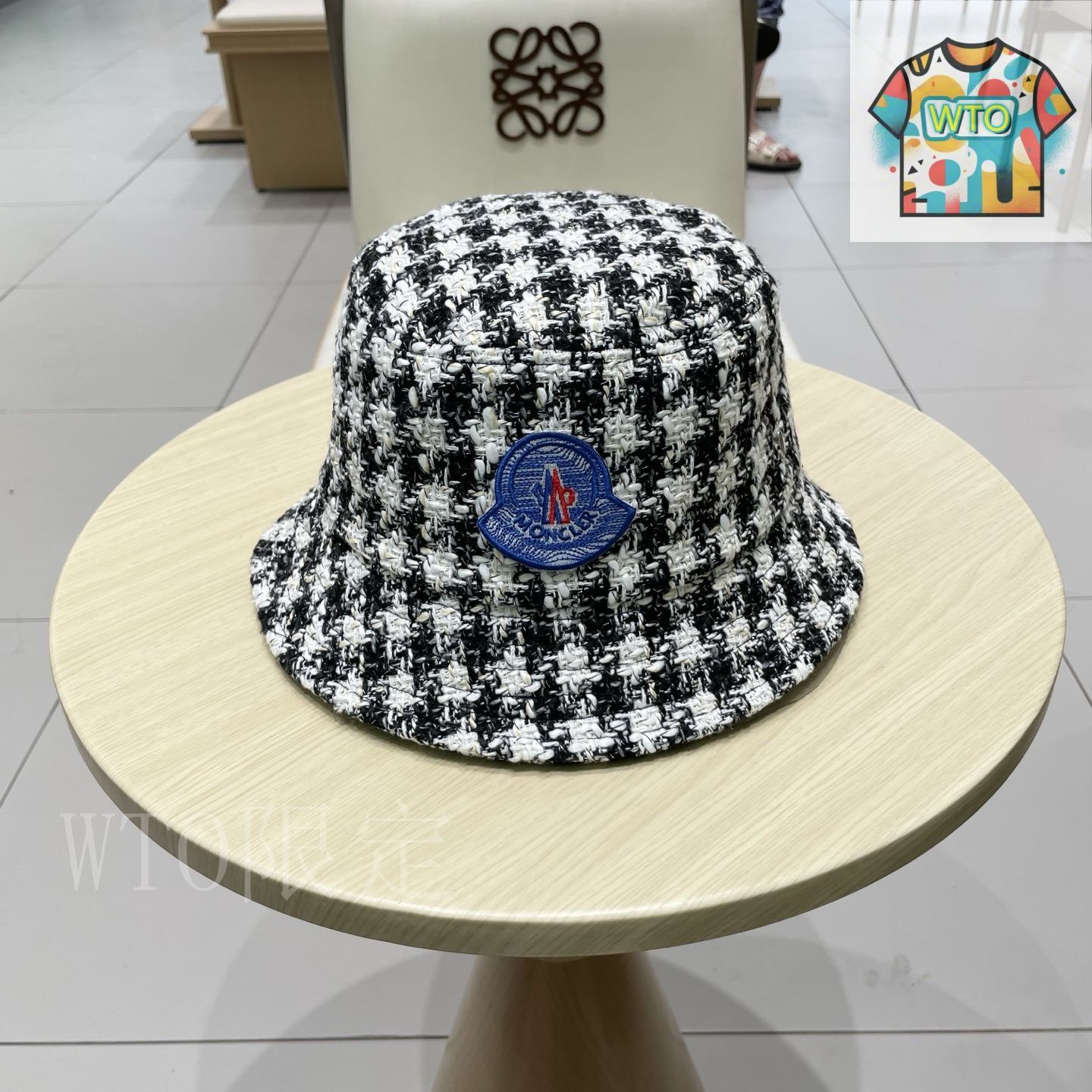 今日WTO】Moncler ッシャーハット-ZX25 - メルカリ