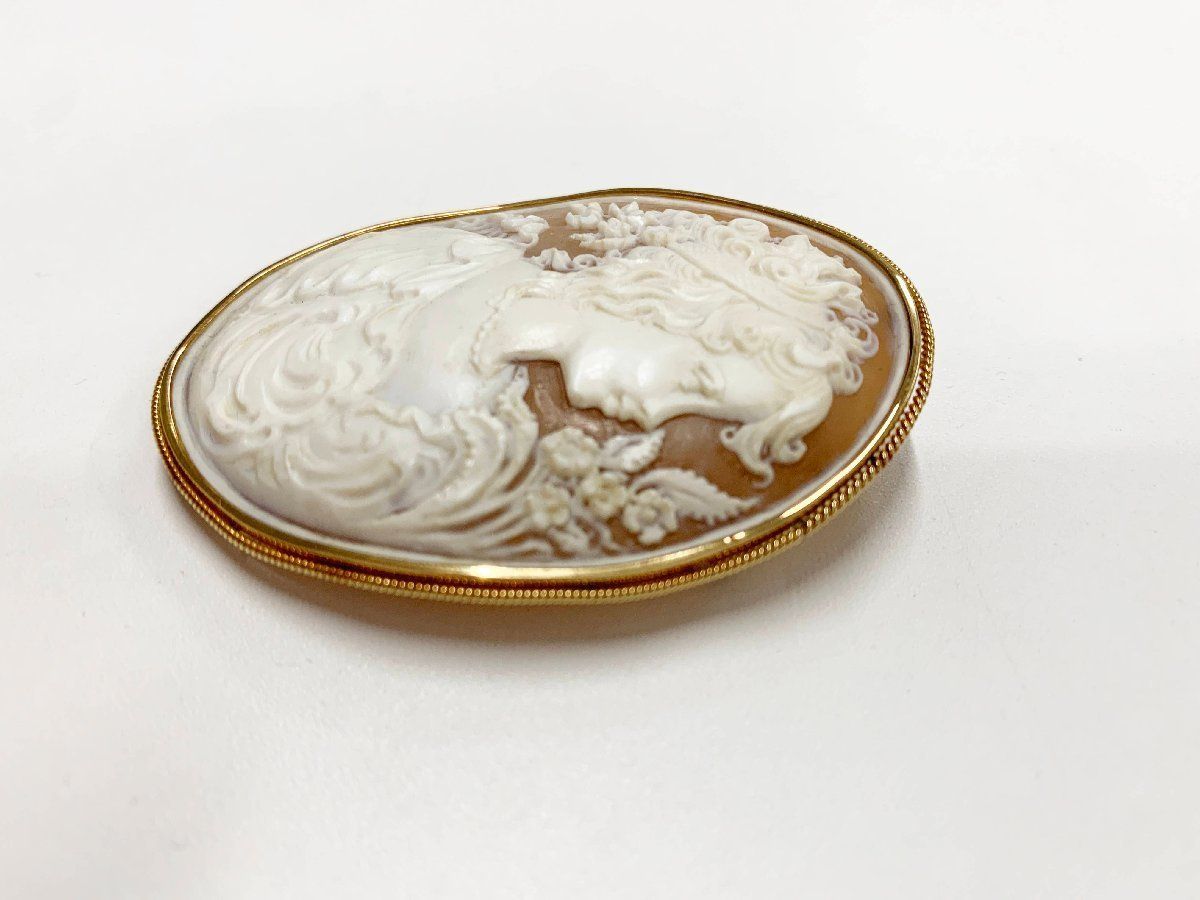 ヴィンテージ カメオ ブローチ シェル 18K 重さ14.9g レトロ ペンダントトップ 2Way 浮き彫り 縦6cm 横4.7cm 貴婦人 女性肖像 他400