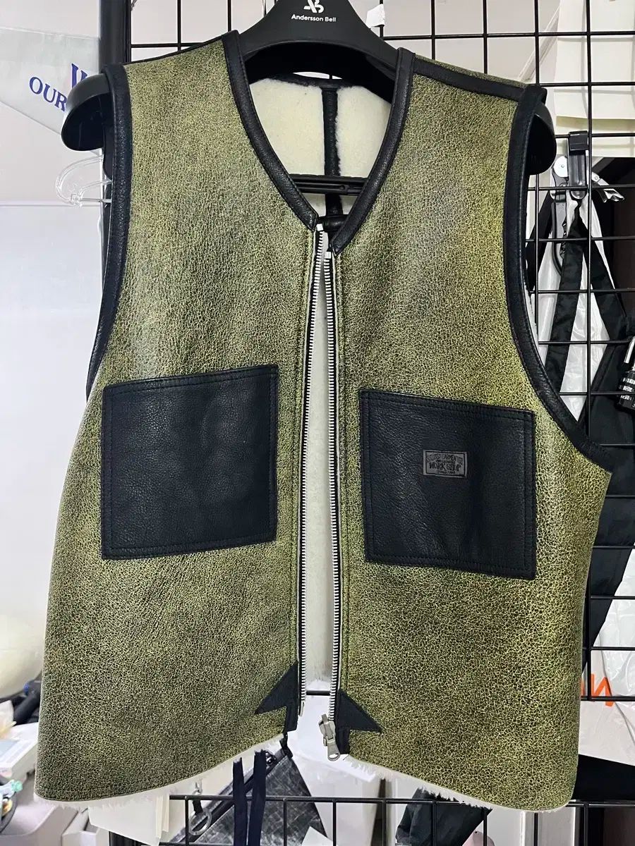 STUSSY ステューシー OUR LEGACY アワーレガシー ワークショップ リバーシブル Shearling ベスト