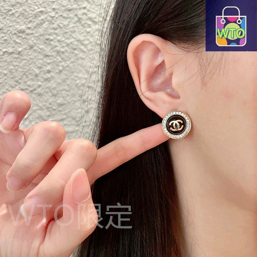 CHANEL ヴィンテージ ピアス ライオン オニキス 今日特価】CHANEL ヴィンテージ ピアス クラシック エレガンス