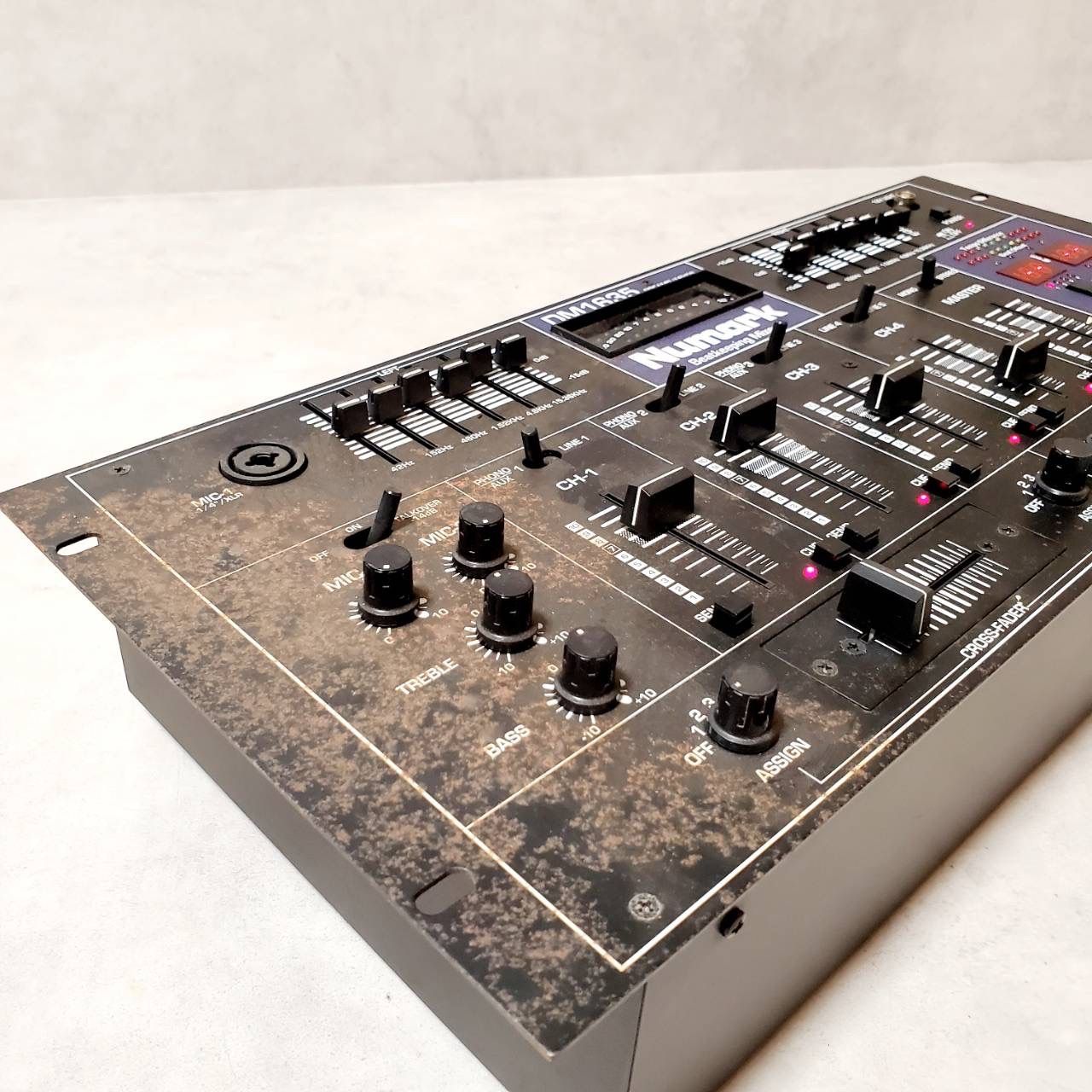 現状品・通電確認済】Numark DM1635 高性能 4ch DJミキサー 現状品