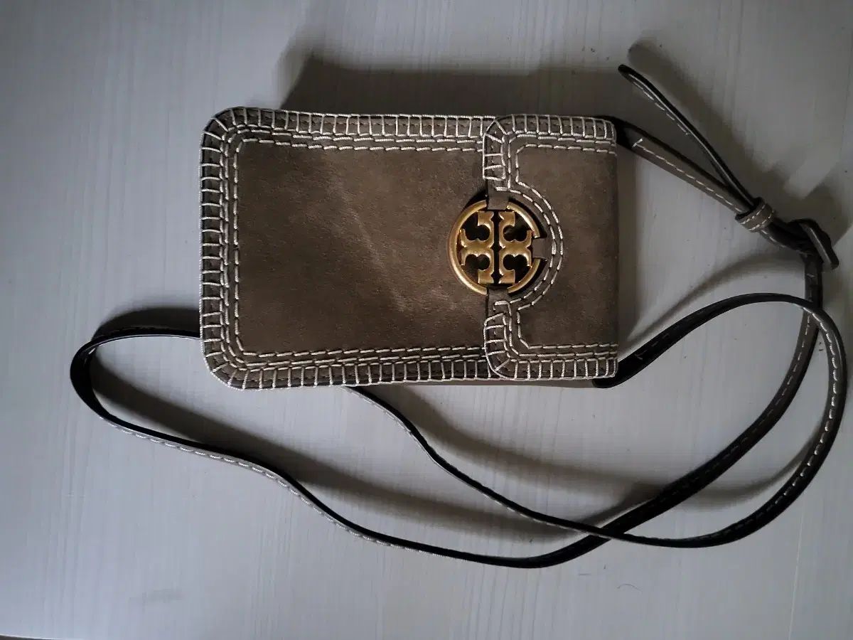 Tory Burch トリーバーチ