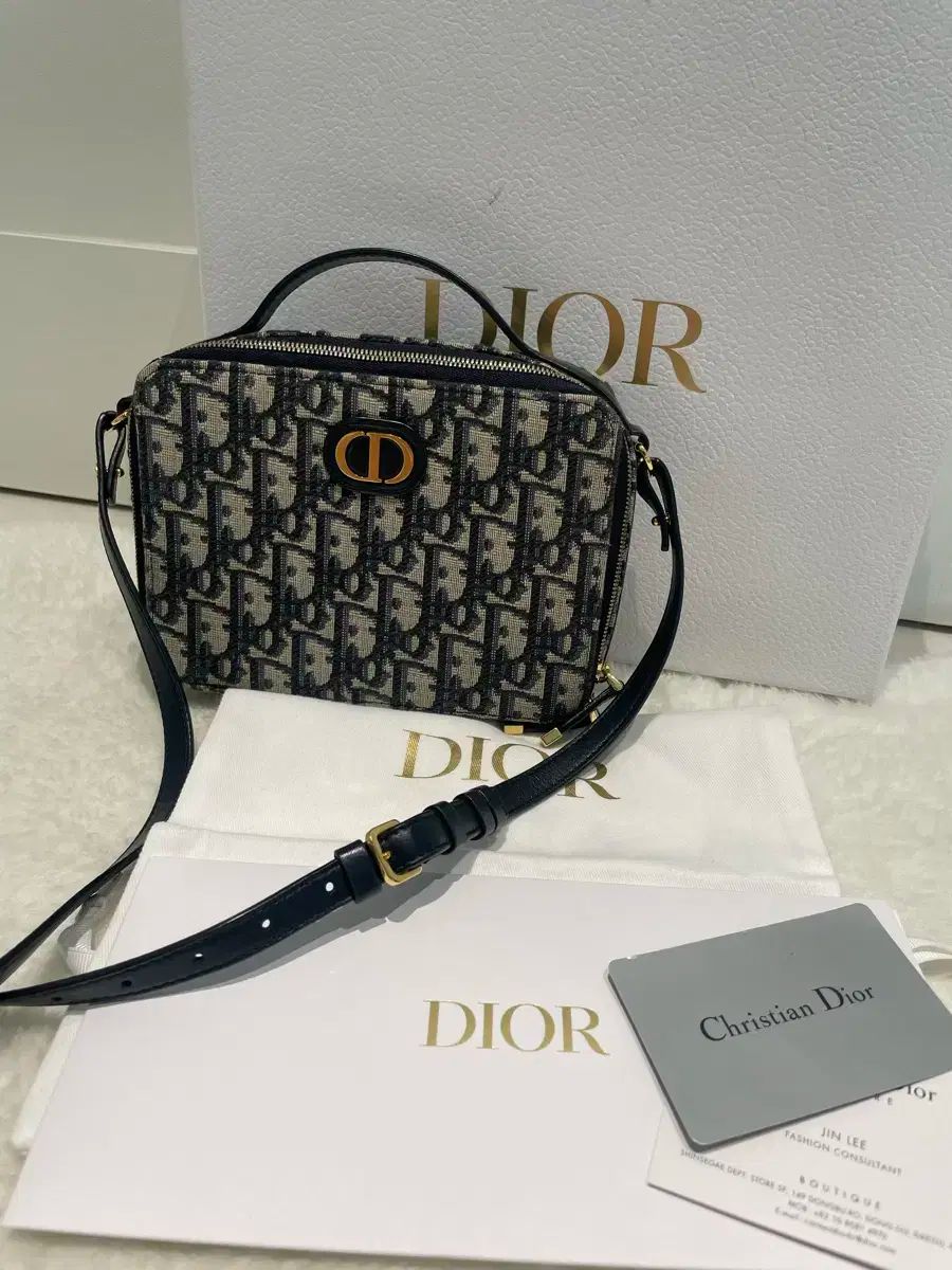 Dior(ディオール) モンテーニュ ボックスバッグ - メルカリ