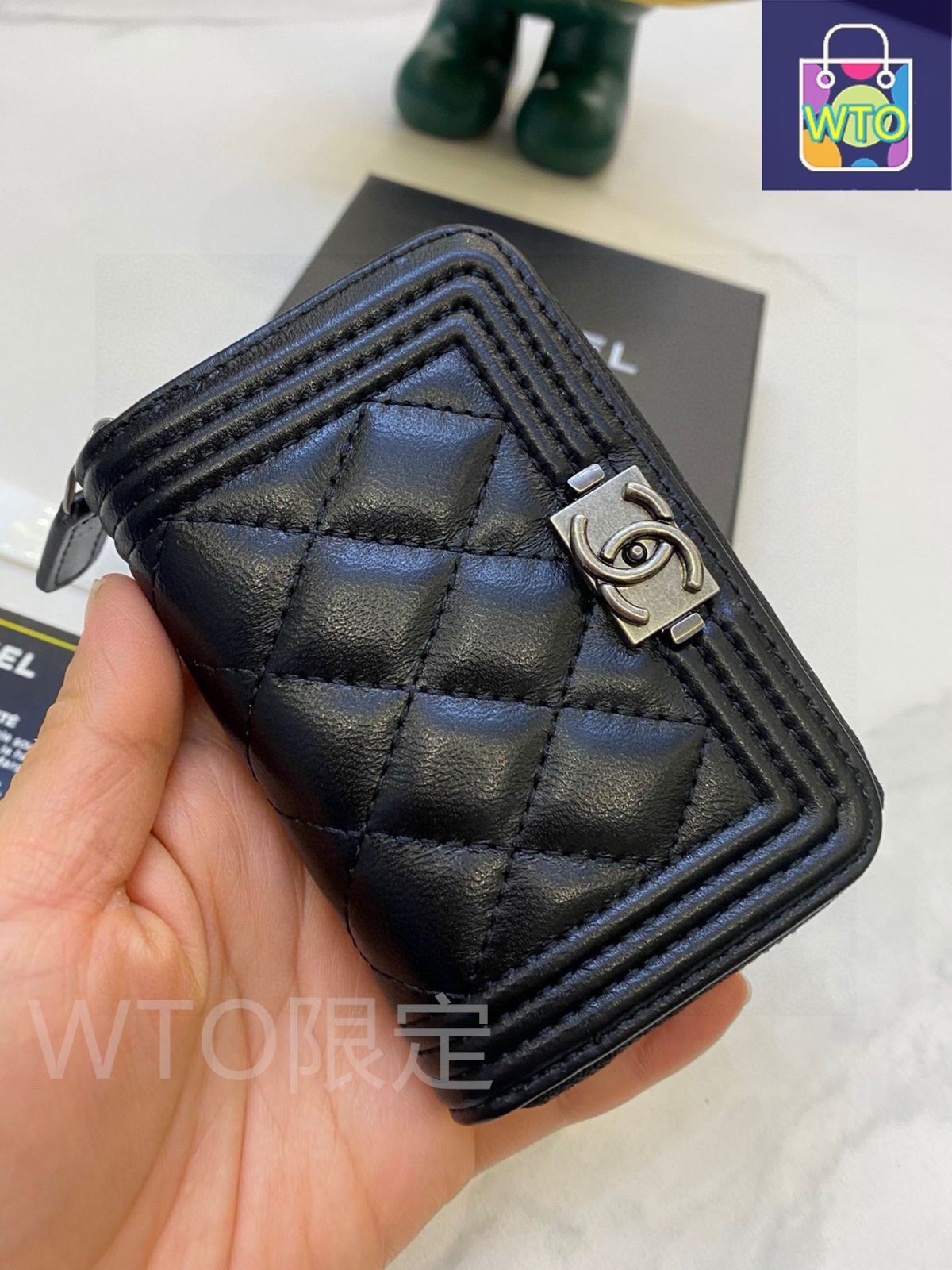 シャネル　小銭入れ　財布　カードケース CHANEL シャネル ジップ カードケース コインパース キャビア