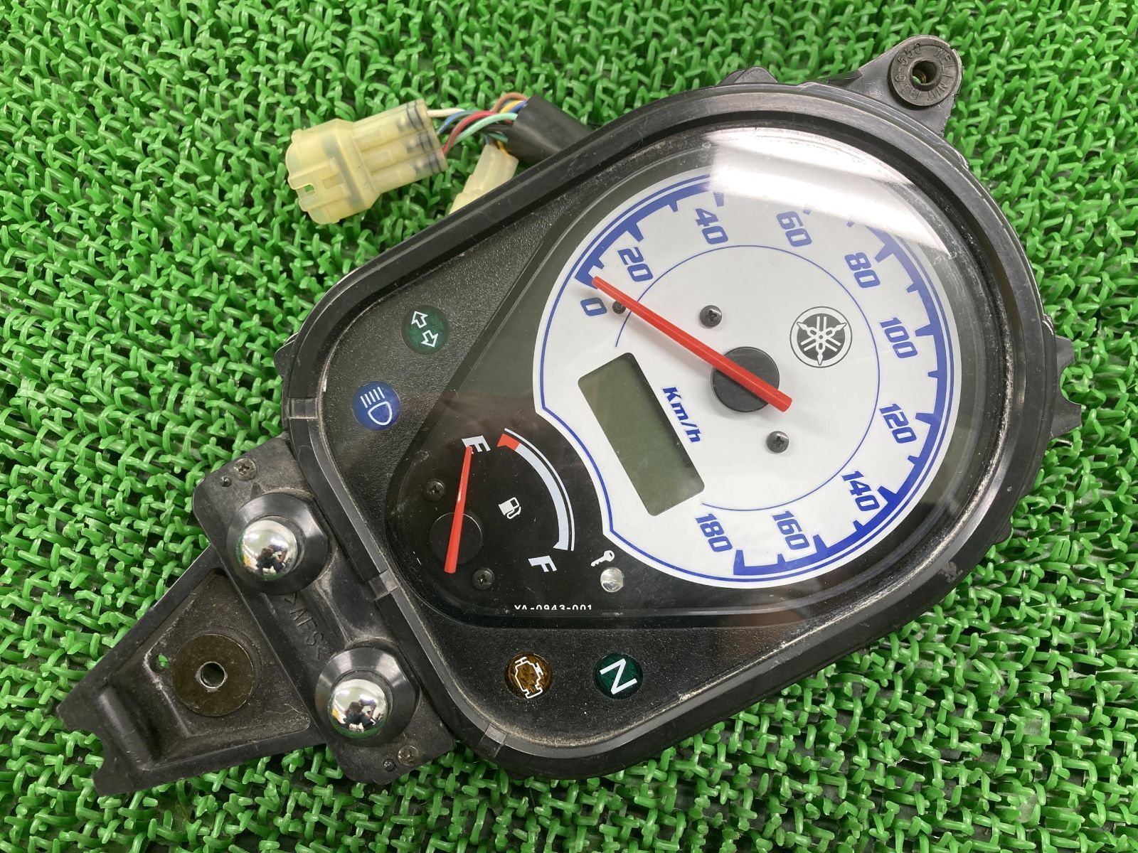 ドラッグスター400 スピードメーター YA-0943-001 ヤマハ 純正 バイク 部品 VH01J イモビ付き 修復素材に コケキズ無し 品薄