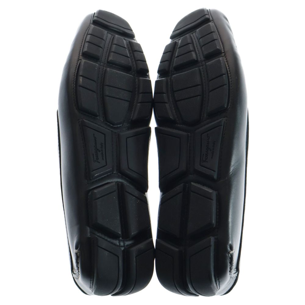 今すぐ一括検索！ Salvatore Ferragamo サルヴァトーレ フェラガモ ホースビット レザー ローファー モカシン ドライビングシューズ ブラック 【在庫限りの大特価】