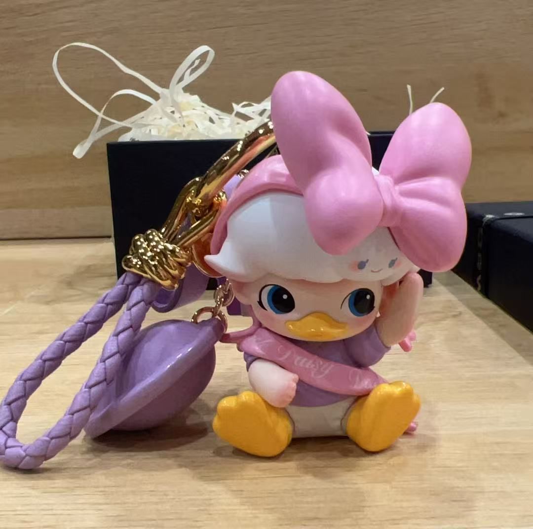 POP MART Disney ベース 改造 バッグチャーム