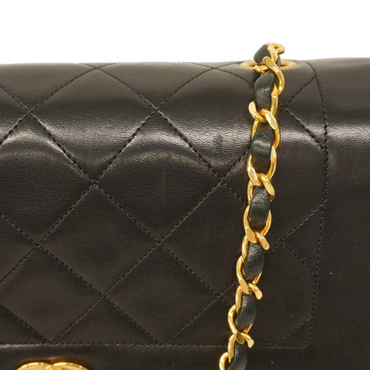 5ce5217】シャネル ショルダーバッグ マトラッセ ダイアナ ラムスキン  