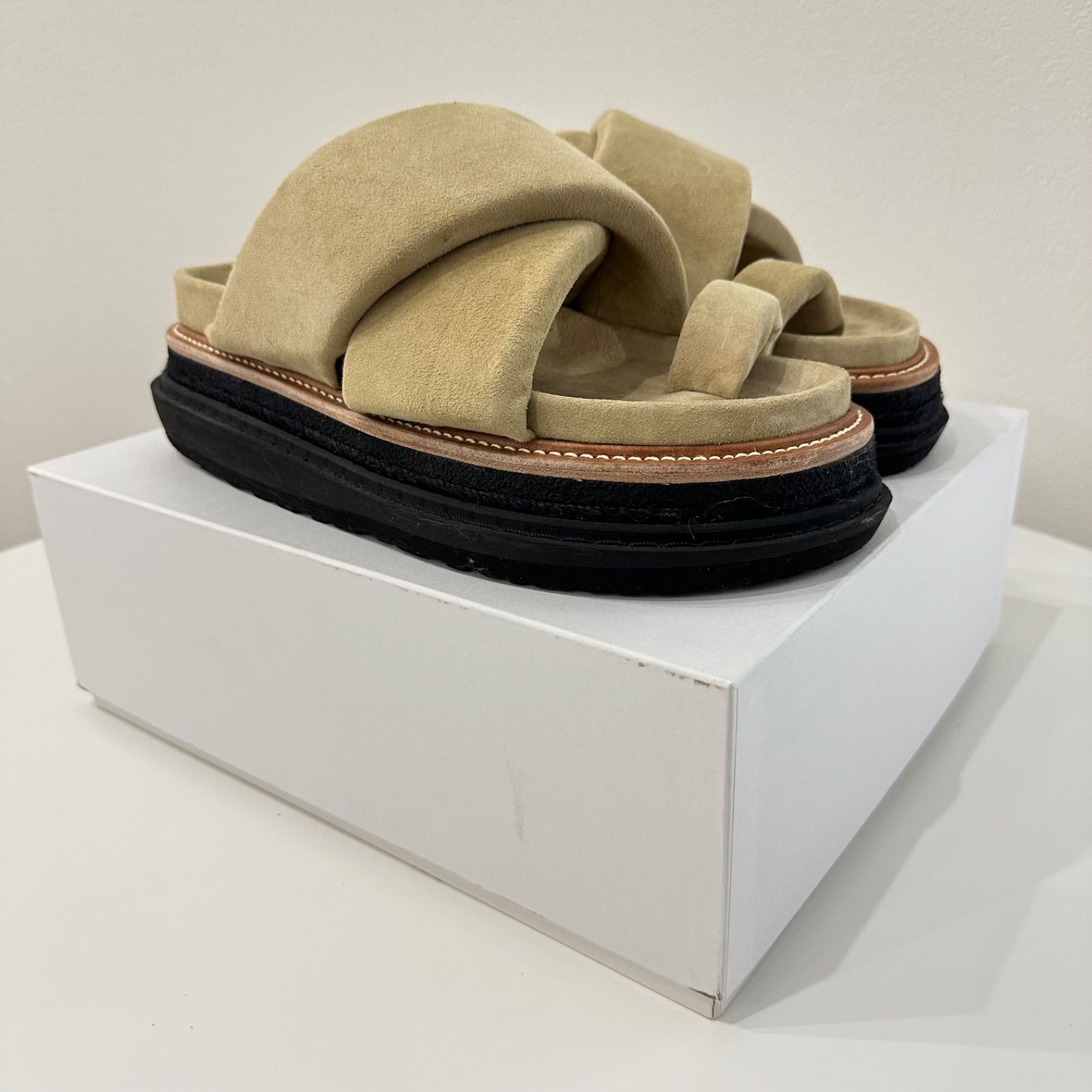 美品　sacai 20ss サンダル size42 sacai - 【20SS】Sacai ロープ サンダル サカイ シルバーの通販