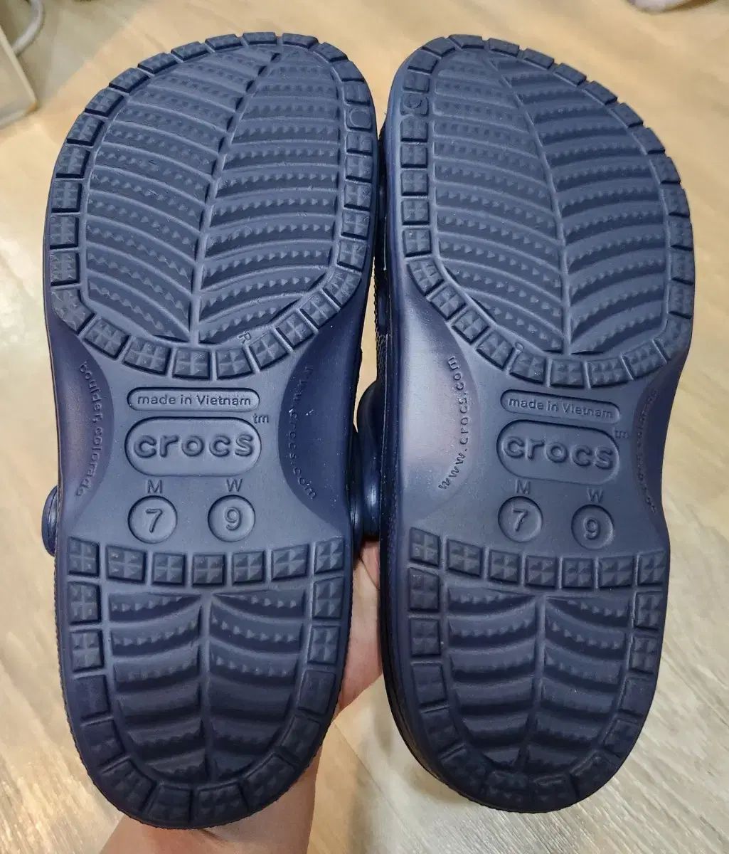crocs クロックス