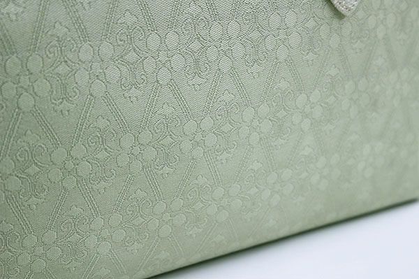 新品未使用 ！！ ポイント刺繍入り　西陣帯地使用 利休バッグ　25064 新品未使用 ！！ ポイント刺繍入り 西陣帯地使用 利休バッグ