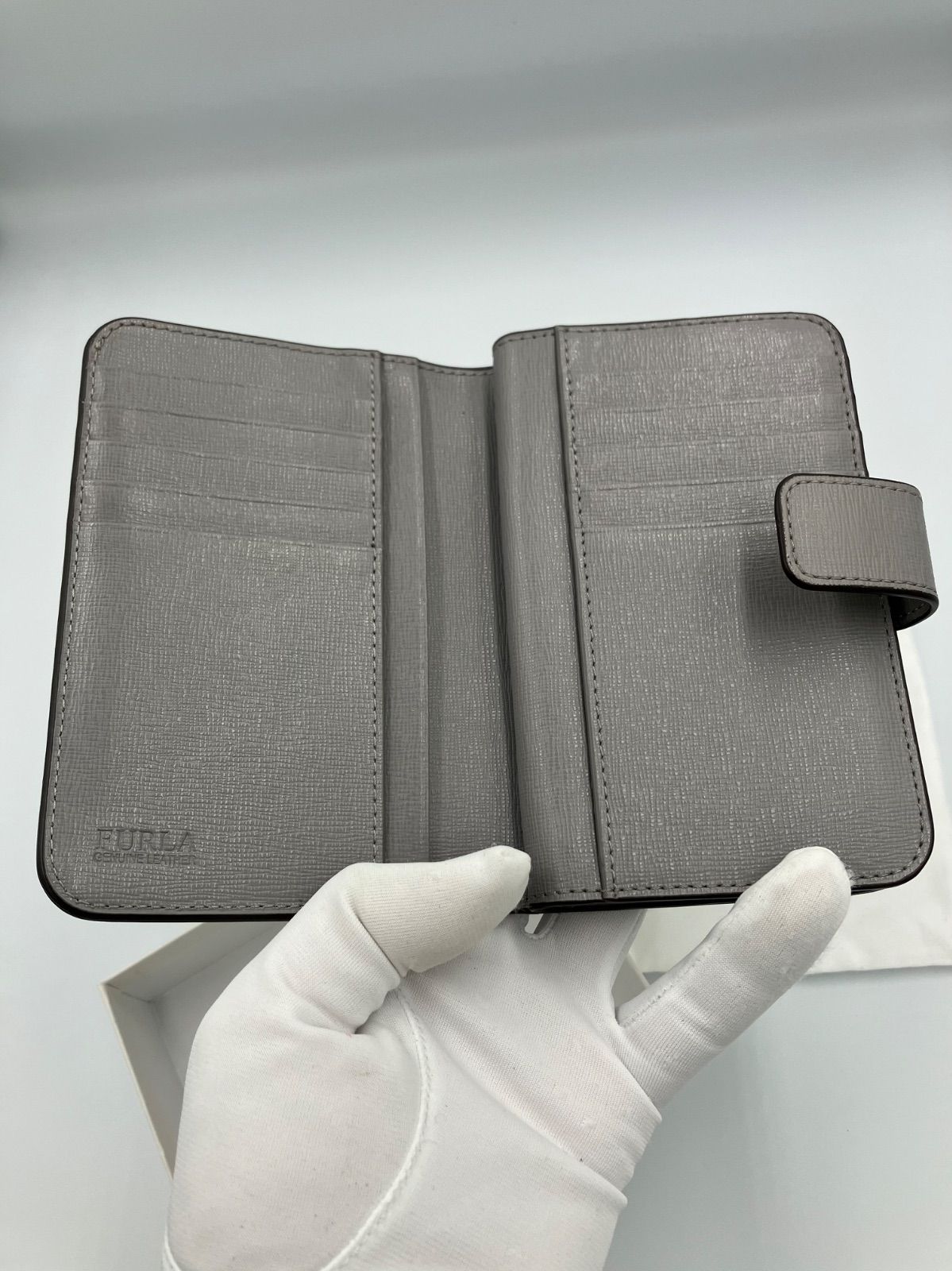 FLURA フルラ 折りたたみ財布 グレー フルラ 二つ折り財布 レディース