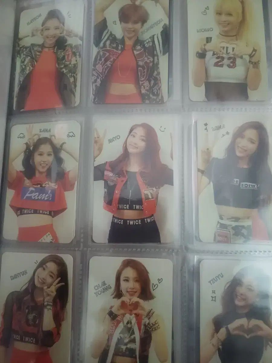 K-POP twice トレカ　まとめ売り（アルバム・特典） TWICE 韓国アルバム 日本CD まとめ売り トレカなど特典付き