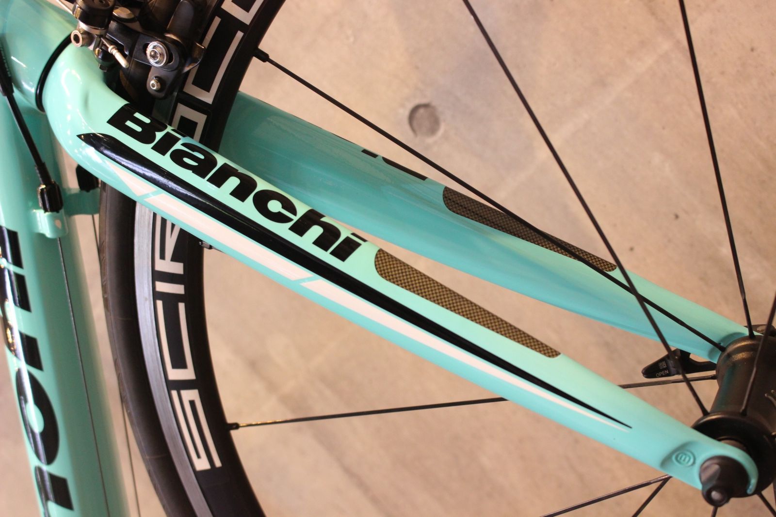 ロードバイク 名古屋店