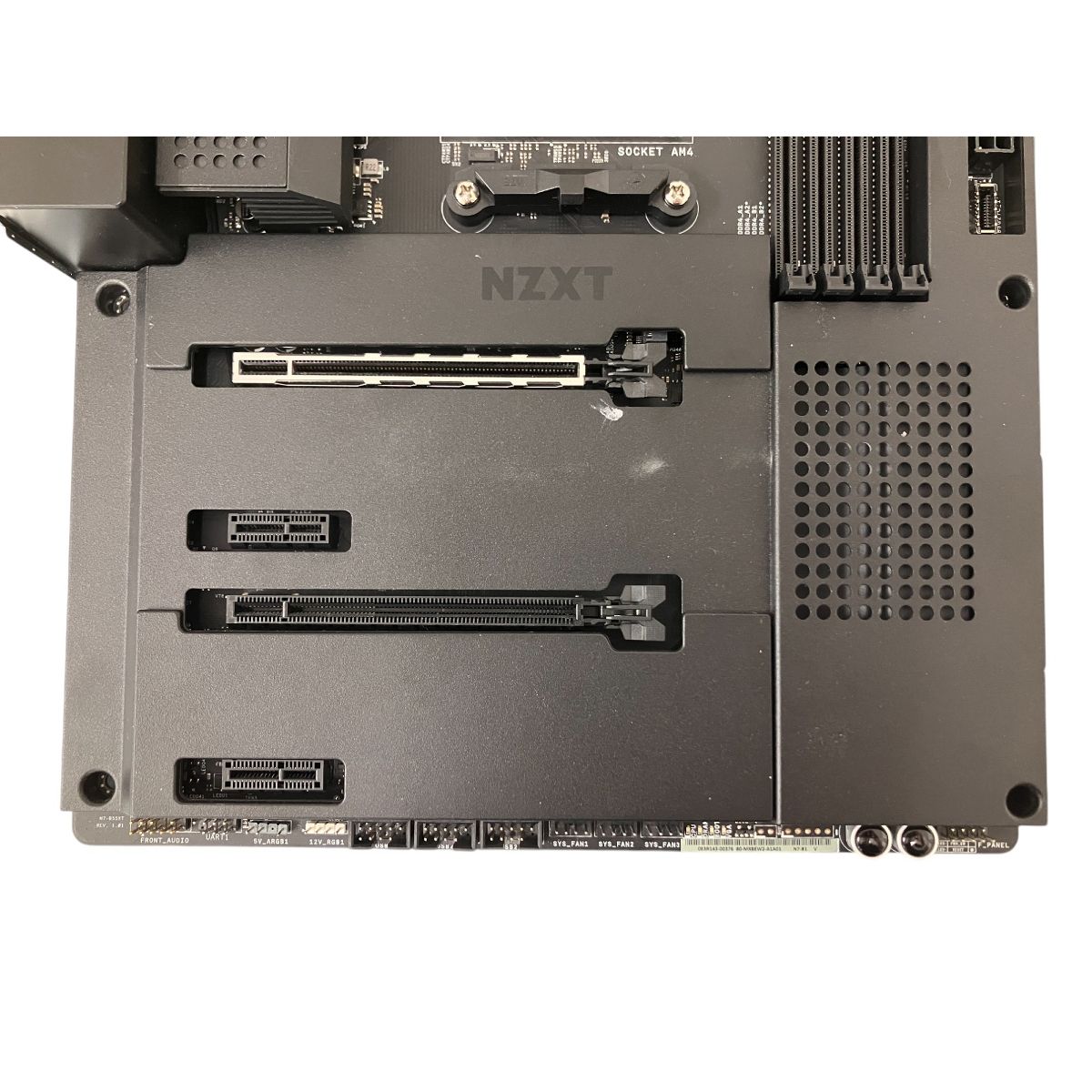 NZXT N7-B55XT-B1 B550 搭載 ATX マザーボード ブラック 4