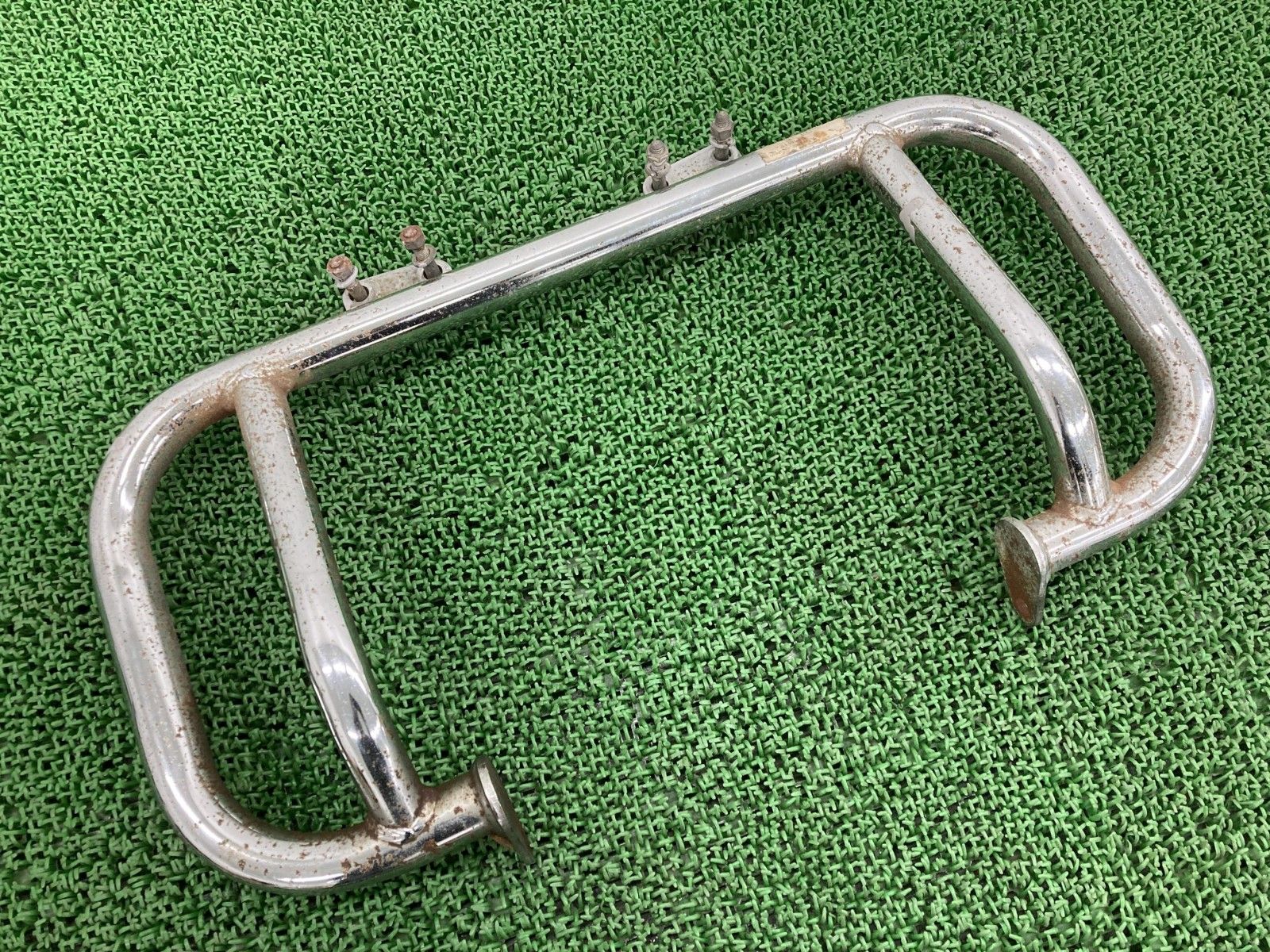 XJ400 エンジンガード ヤマハ 純正 バイク 部品 XJ400D XJ400E XJ400SP オプション バンパー クラッシュガード 【中古】 97 XJ400 エンジンガード ヤマハ 純正 バイク 部品 XJ400D XJ400E XJ400SP