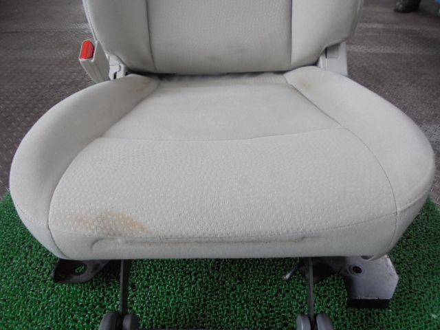 5FQ4025 CF3 日産 リーフ AZE0 後期型 X 30X 助手席回転シート