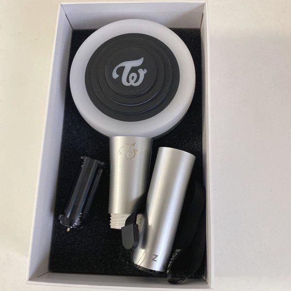 TWICE ペンライト 動作確認済み TWICE ペンライト 2個セット CANDYBONG
