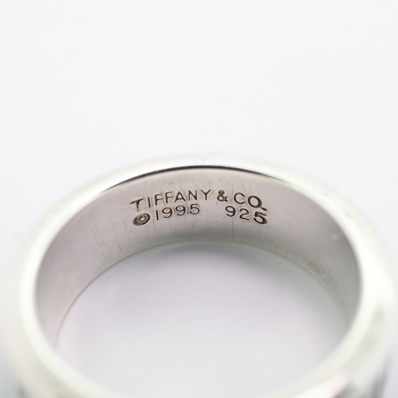 【極美品】ティファニー　アトラスカーブドリング　9号　シルバー925 TIFFANY&Co. 9号 ティファニー リング・指輪 アトラス シルバー