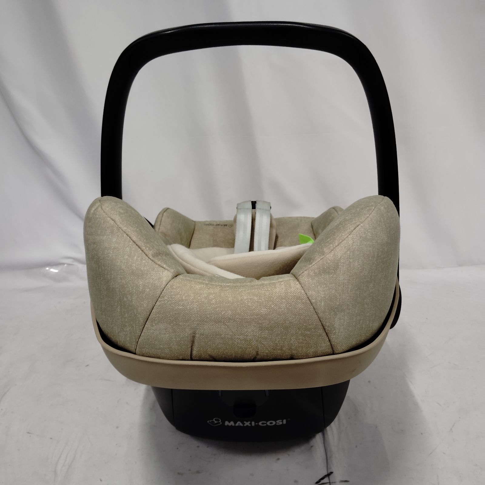 美品 マキシコシ ペブルプラス チャイルドシート ベージュ nomad