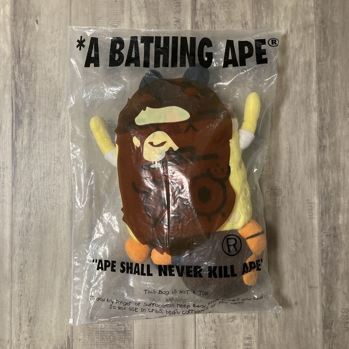 BAPE スポンジボブ マイロ ぬいぐるみ エイプ BAPE × スポンジボブ マイロ ビッグ ストラップ エイプ