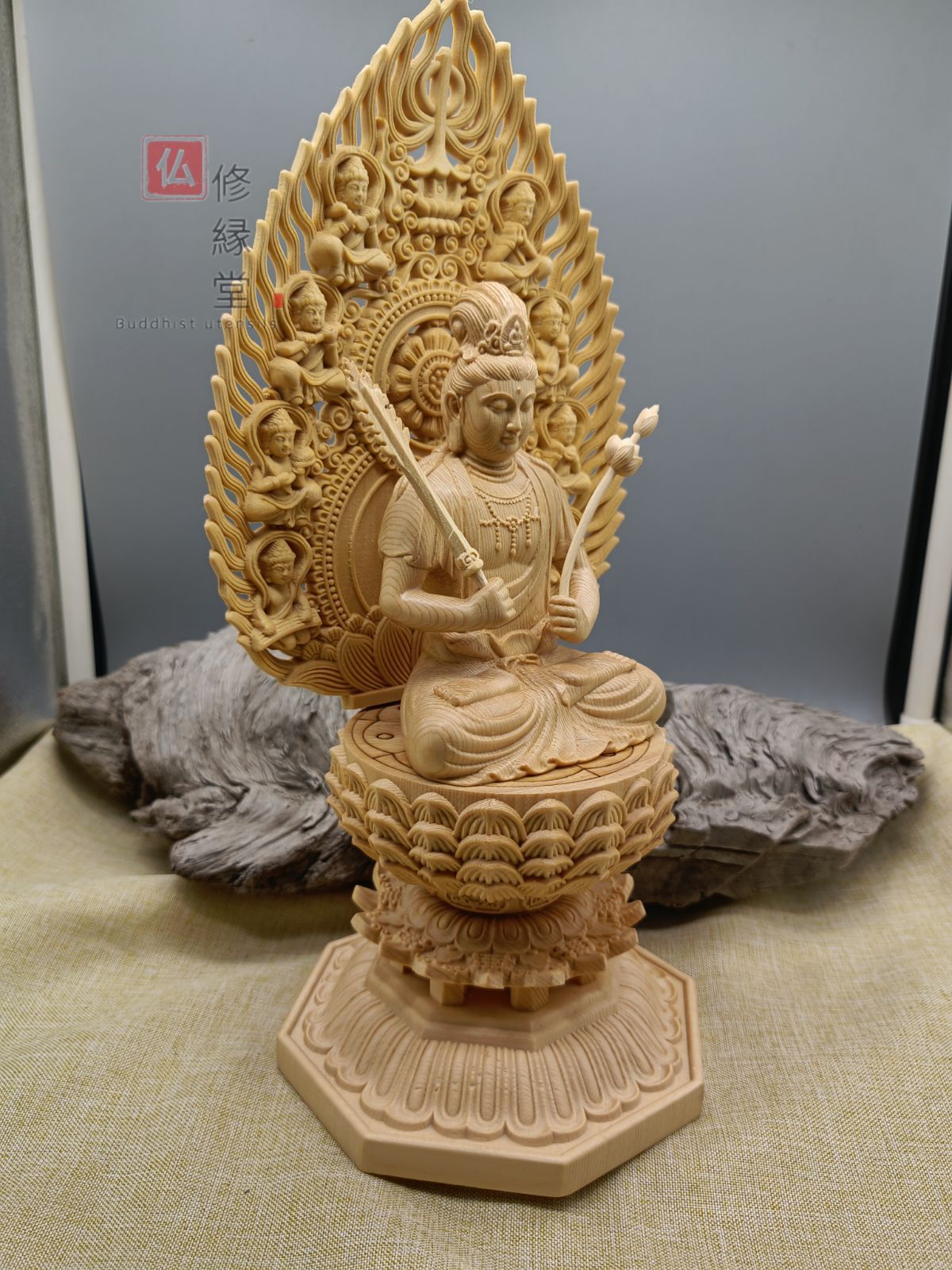 修縁堂】極上品 木彫り 仏像 観音像 地蔵菩薩 釈迦如来 仏教工芸品 総