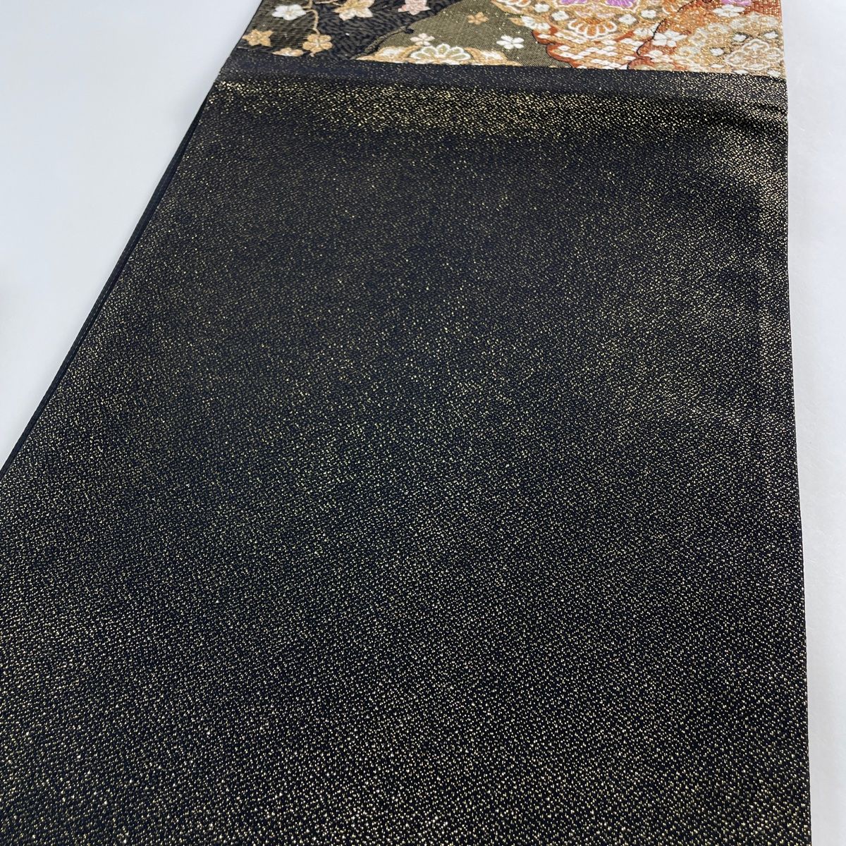 袋帯 美品 秀品 華文 雪輪 箔 金糸 黒 六通 正絹 【中古