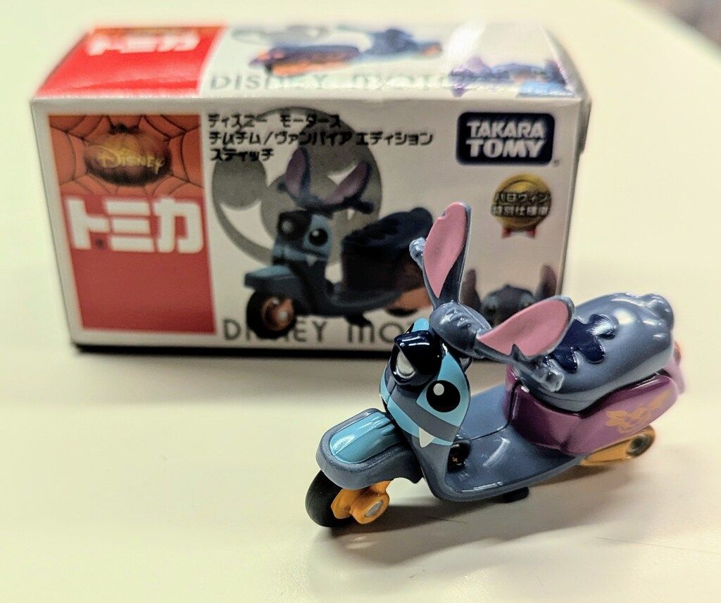 トミカ　ディズニーモータース　チムチム　ヴァンパイアエディション　スティッチ トミカ ディズニーモータース チムチム ヴァンパイア