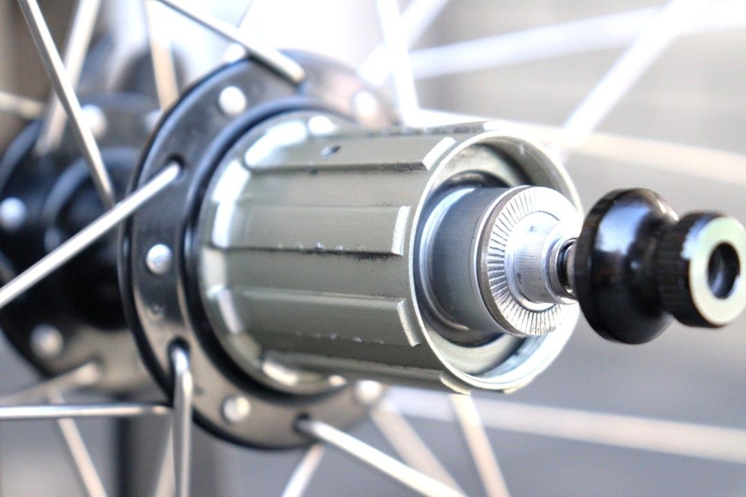 ジップ ZIPP 404 カーボン チューブラー ホイール シマノ 10S リム 美品！ ジップ ZIPP 404 NSW カーボン チューブレスレディ