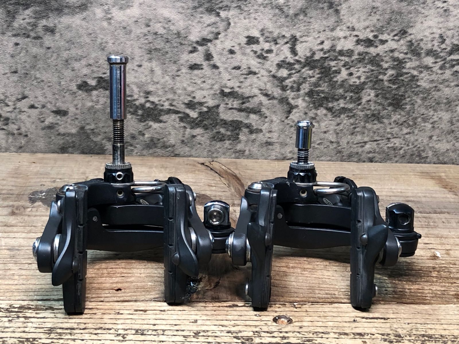 DURA-ACE BR-7900 キャリパーブレーキ　前後セット シマノ DURA-ACE ブレーキキャリパー前後セット （中古】シマノ