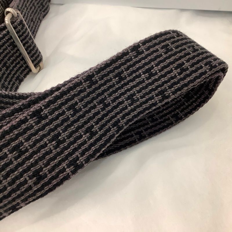 ショルダーバッグ グレー
