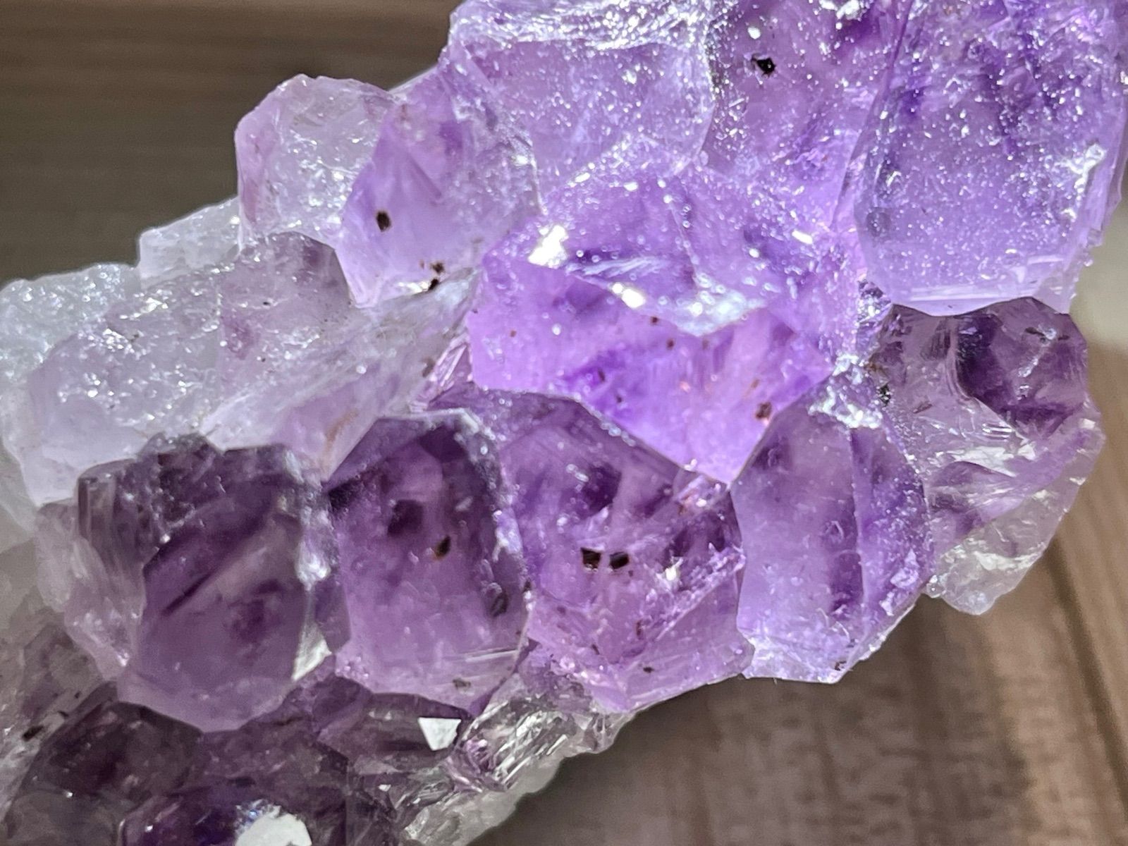 安い，正規品】 ゲーサイト内包 虹入り アメジスト クラスター 原石