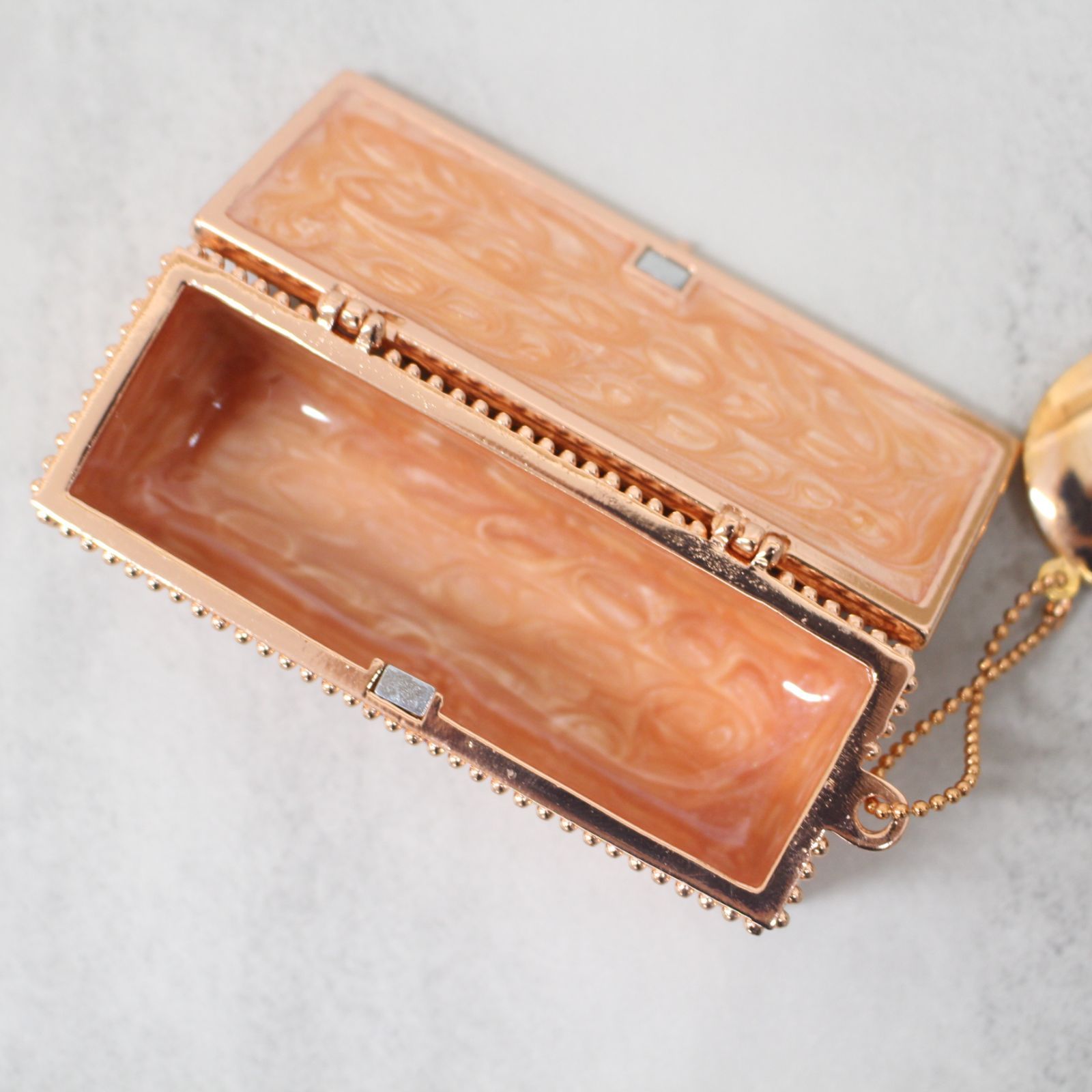 S174)【非売品！】Disney ホテルミラコスタ 印鑑ケース 朱肉付き