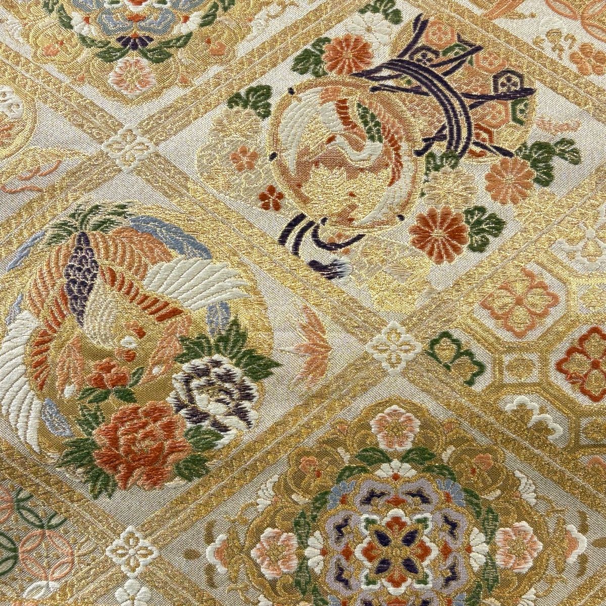 袋帯 美品 秀品 格天井 宝尽くし 金糸 箔 金色 六通 正絹 【中古