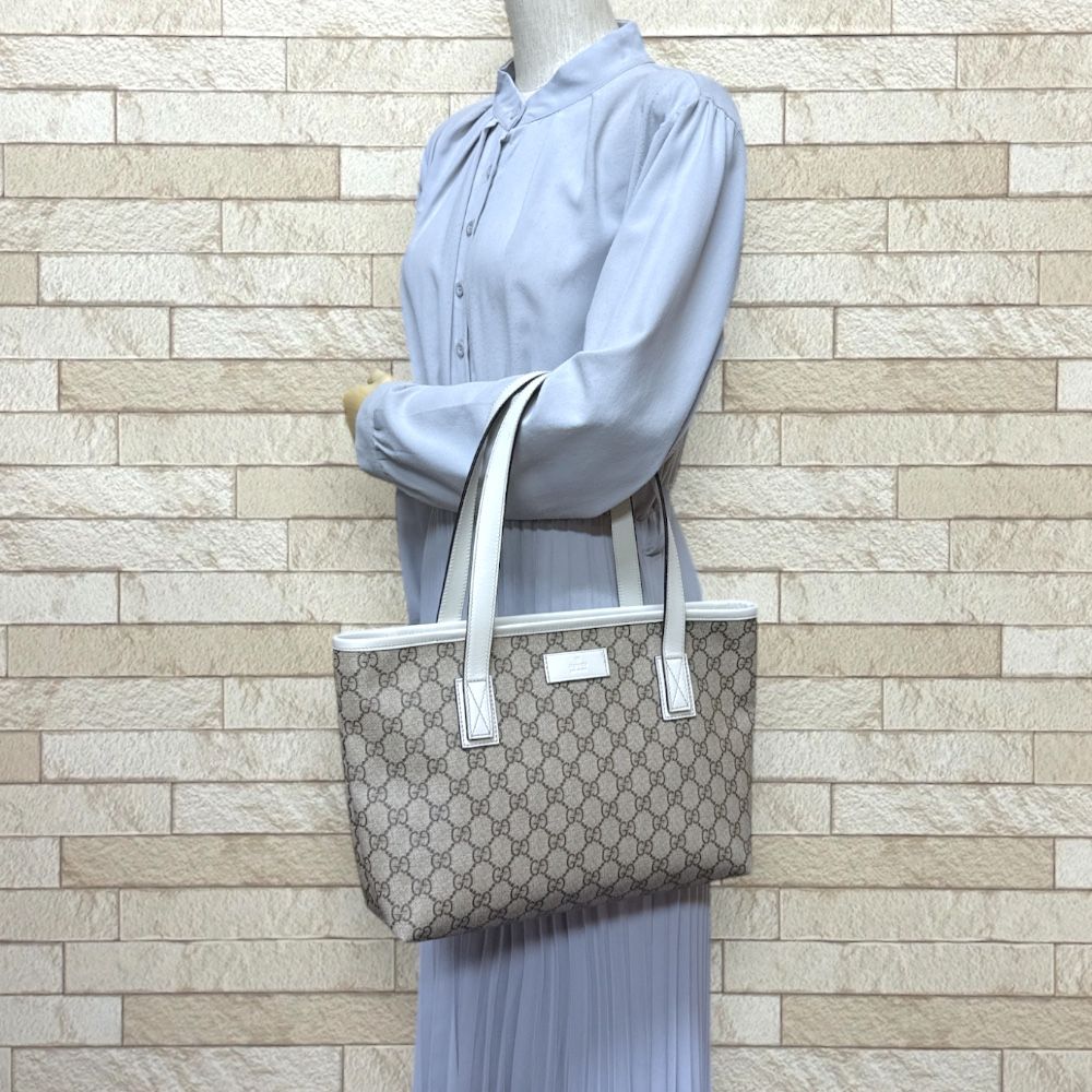 GUCCI GGスプリーム　ハンドバッグ　トートバッグ　211138 グッチ GGスプリーム トートバッグ GGスプリームキャンバス