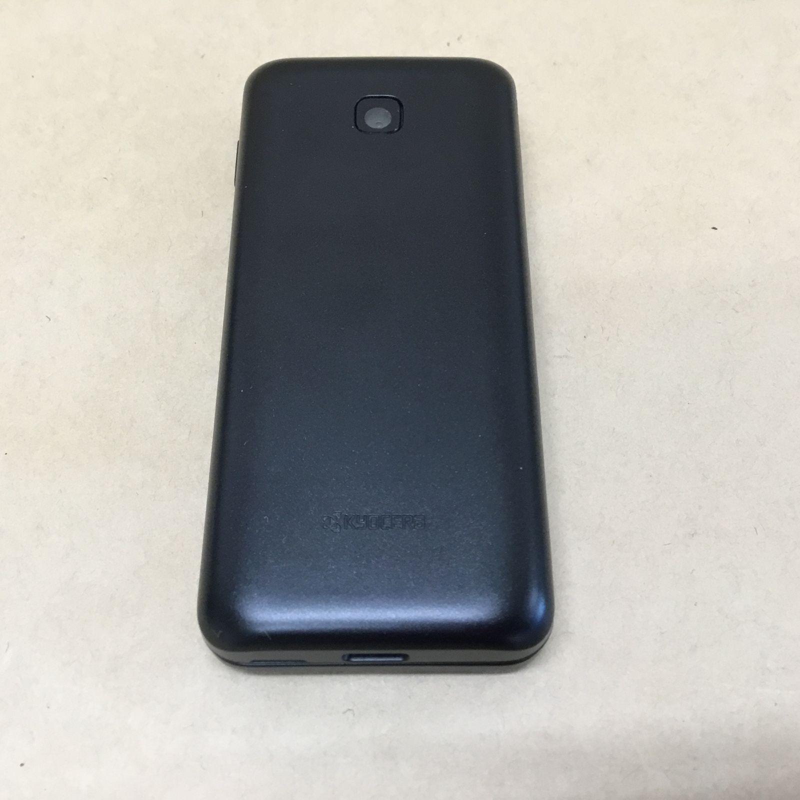 SIMフリー(AU) 京セラ 携帯電話 GRATINA KYF42 3.4インチ ブラック 8GB 無線 BLUETOOTH カメラ SIMフリー(AU) 京セラ 携帯電話 GRATINA KYF42 3.4インチ ブラック 8GB