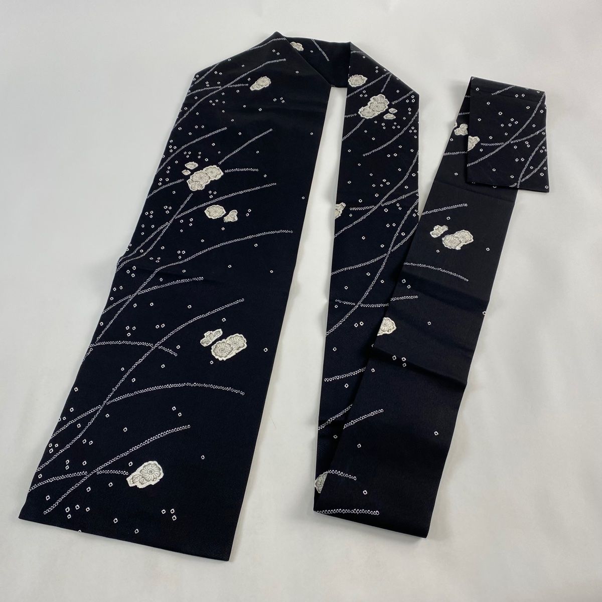 名古屋帯 美品 秀品 辻が花柄 絞り 黒 正絹 【中古】 - メルカリ