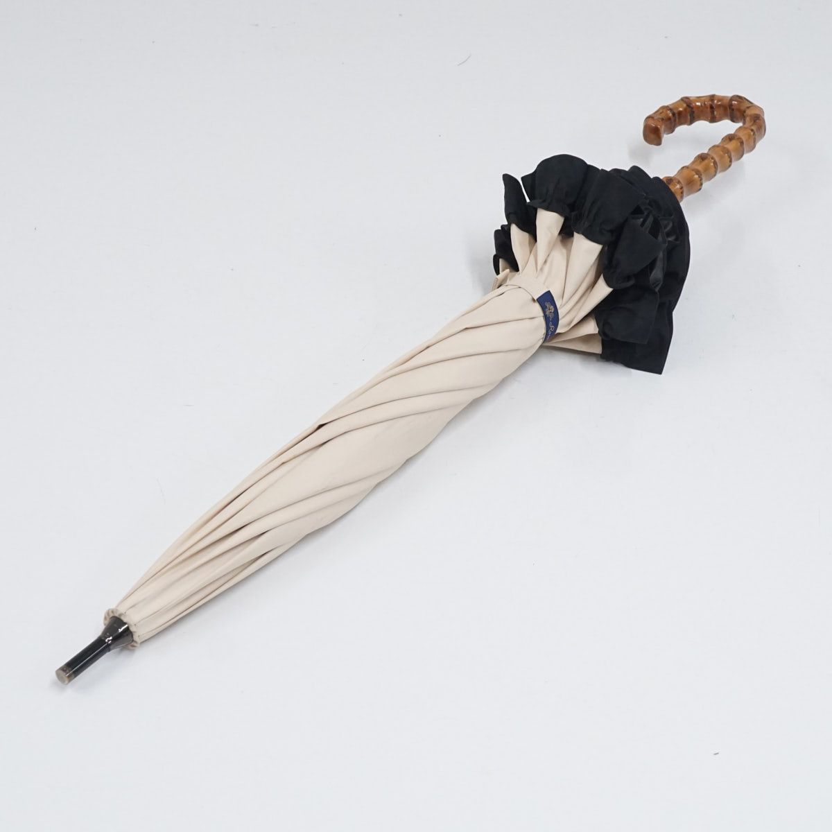 芦屋ロサブラン折りたたみ日傘　ブラック×ベージュ 楽天市場】日傘 完全遮光 100％ 折りたたみ 2段 シングルフリル