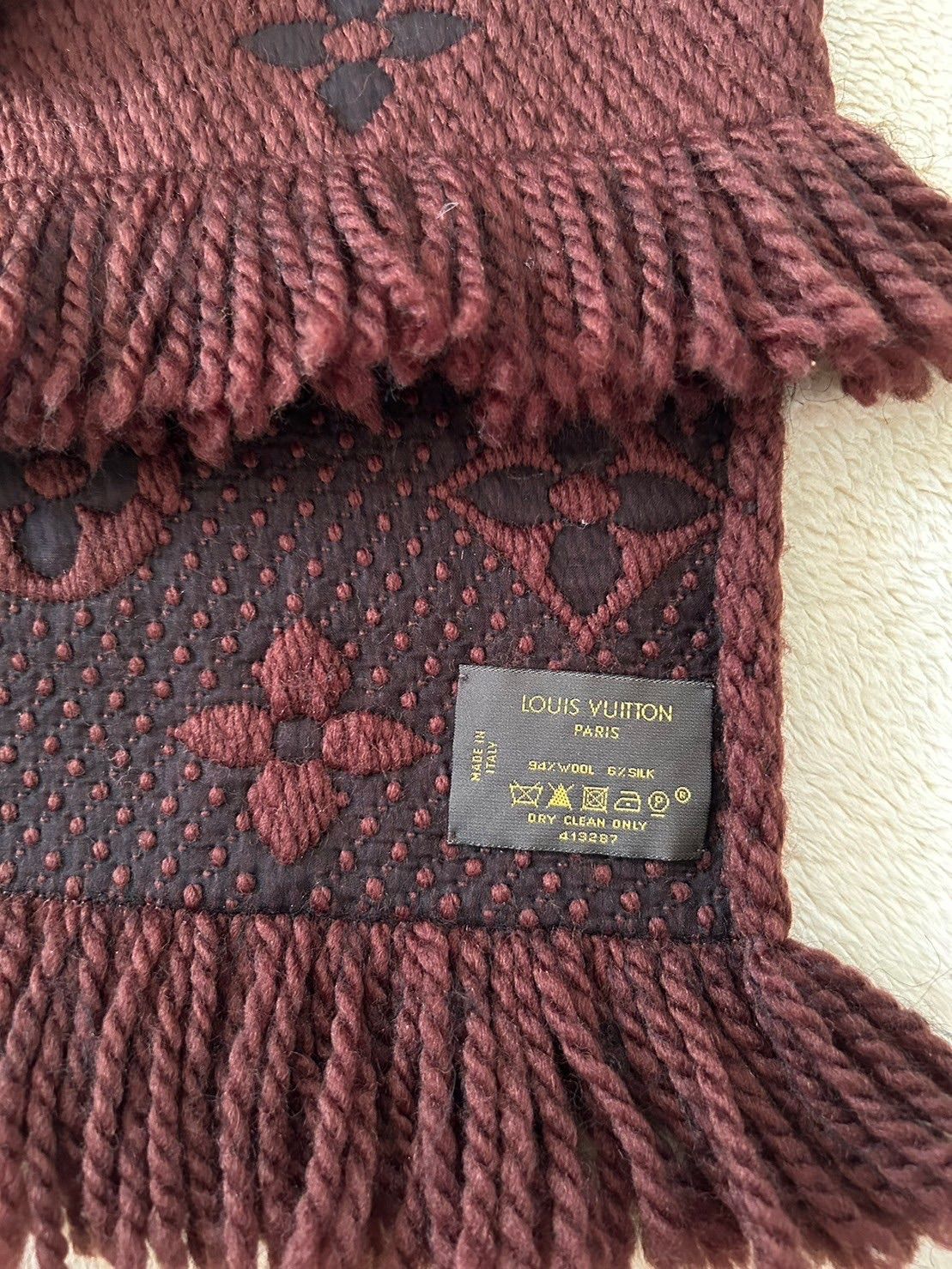 LOUIS VUITTON ルイ・ヴィトン エシャルプ ロゴマニア マフラー