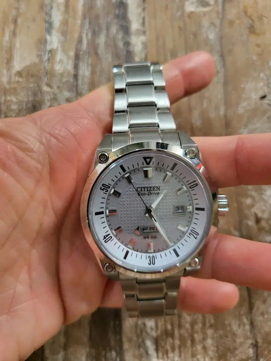 極美品 シチズン エコドライブ ワン AR5000-68A 8826 世界最薄 極美品 シチズン エコドライブ ワン AR5000-68A 8826 世界最薄 国産