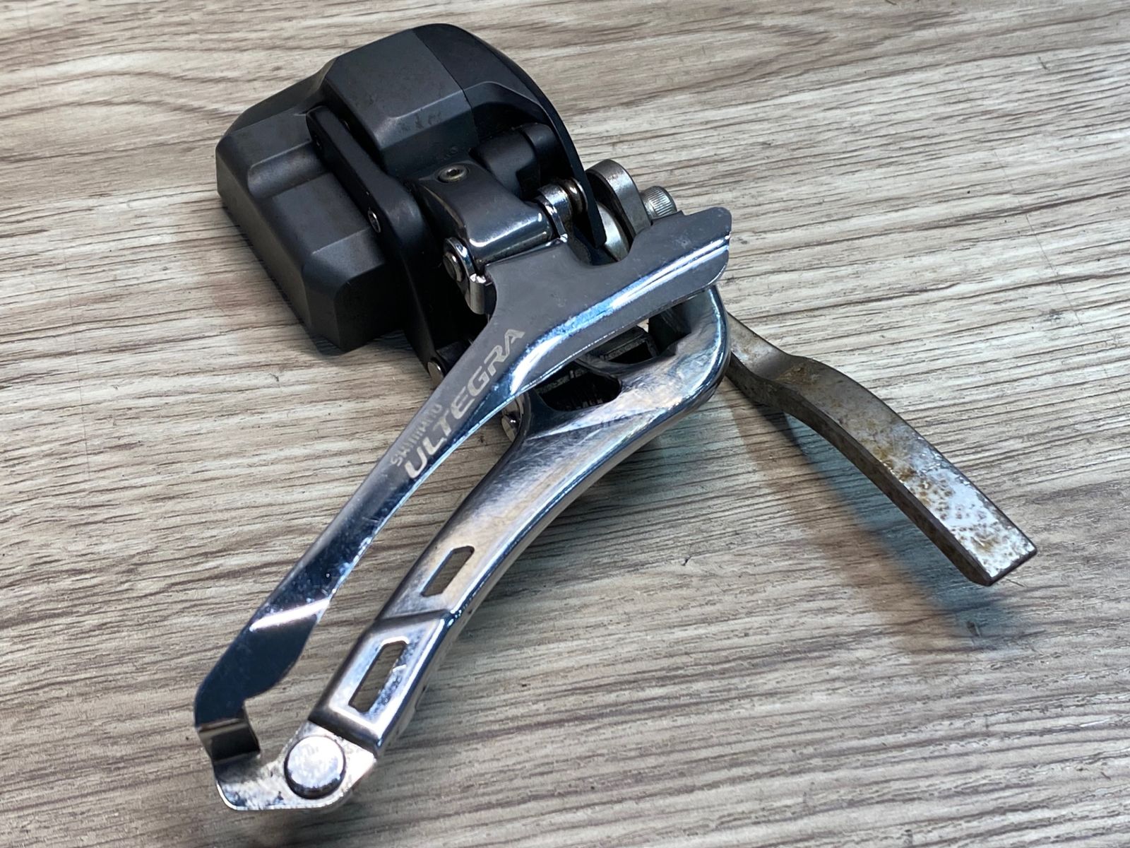 IU933 シマノ SHIMANO アルテグラ ULTEGRA FD-6770 フロント