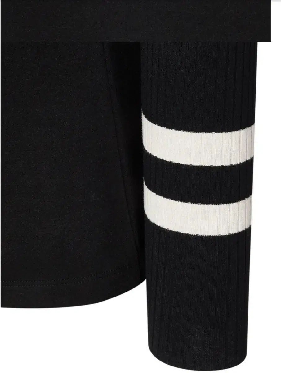 ブラック ゴージ