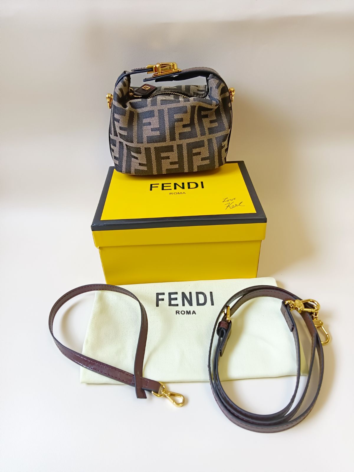 FENDI バニティバッグハンドバッグミニバッグ