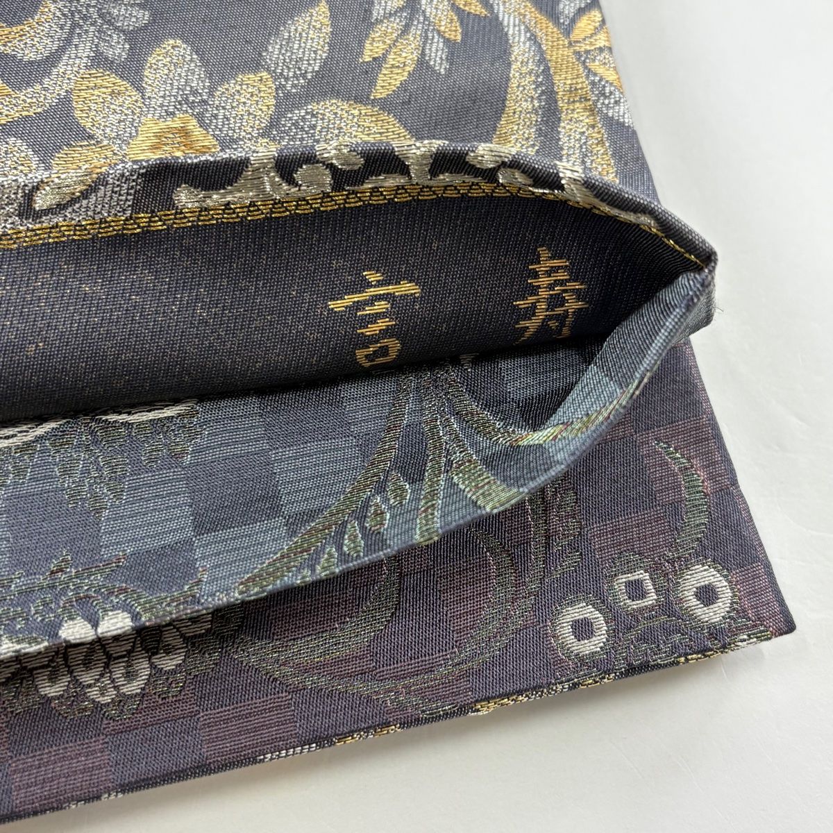 袋帯 美品 名品 言寿 華文 花唐草 金銀糸 箔 灰色 六通 正絹 【中古