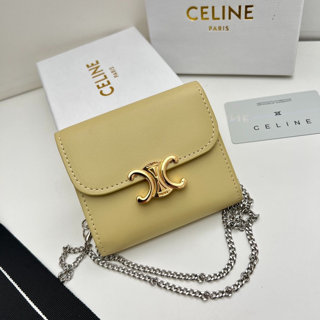 美品✨CELINE セリーヌ 財布 トリオンフ ソフトイエロー 三つ折り財布 