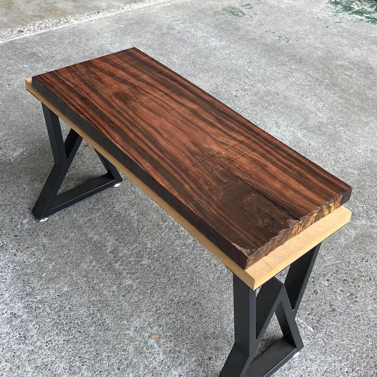 黒檀 木材 無垢材 高級木材 希少 木工作品 手作り家具 手作り小物 