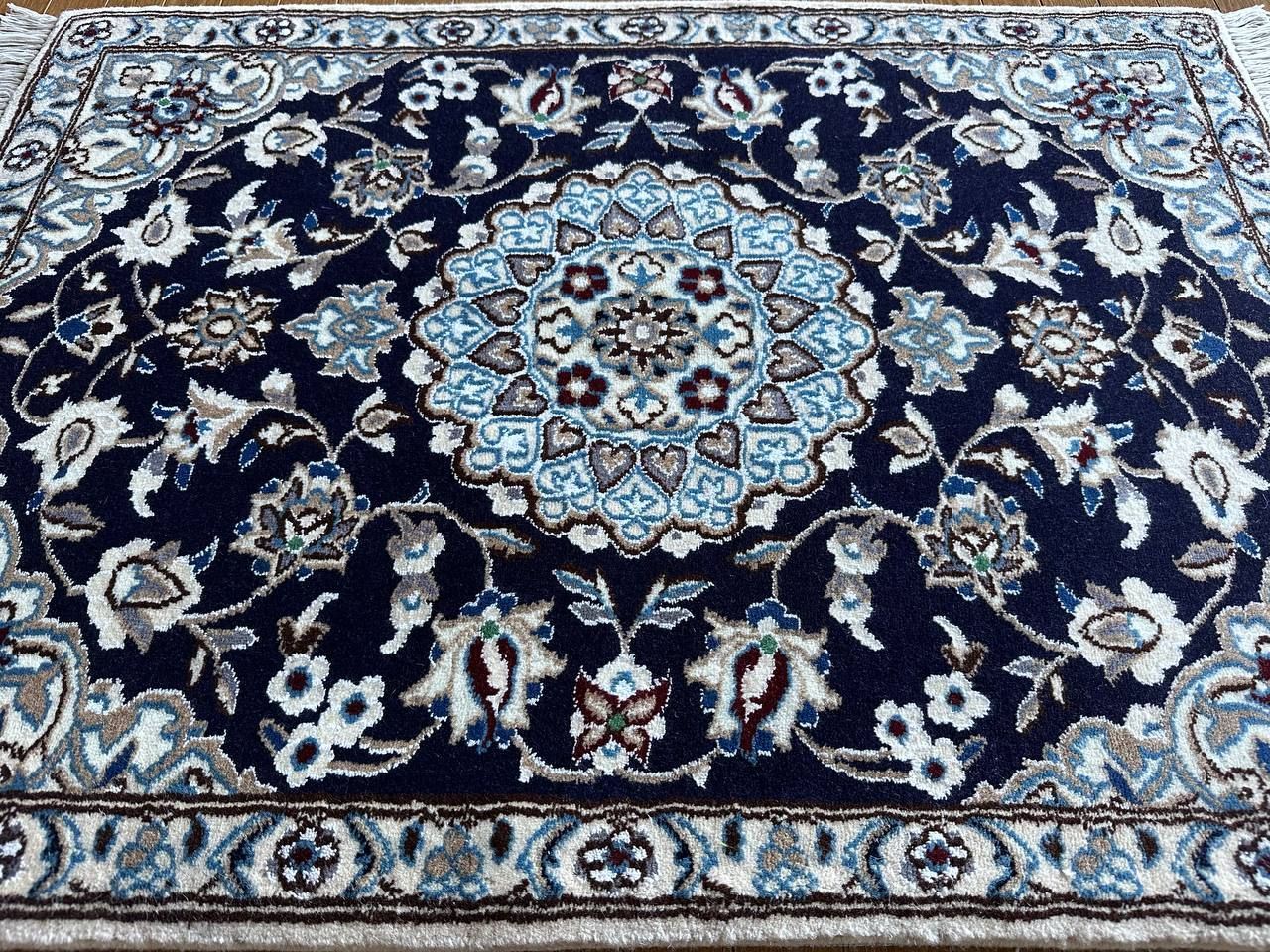 98×70】イラン直輸入☆ナイン産ペルシャ絨毯・カーペット・ラグ 98×70】イラン直輸入☆ナイン産ペルシャ絨毯・カーペット・ラグ